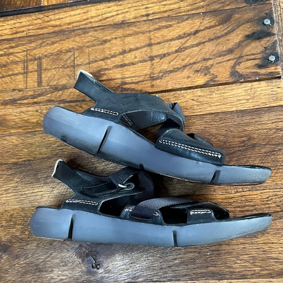 Clarks Tri-Clover Sandals - Picture 5 of 5